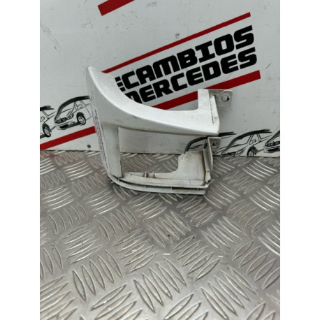 Moldura paragolpes trasero izquierdo de Mercedes-benz Vito w639